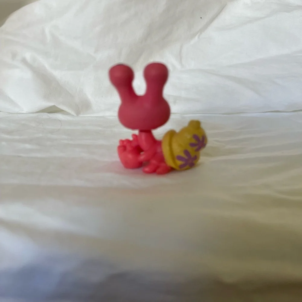 Littlest Pet Shop delight your